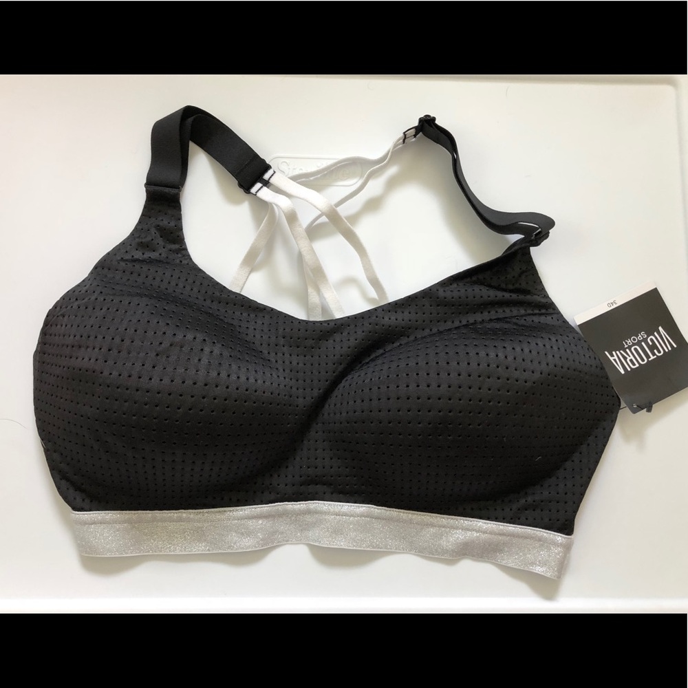 Victoria’s Secret Sport Lightweight sports bra